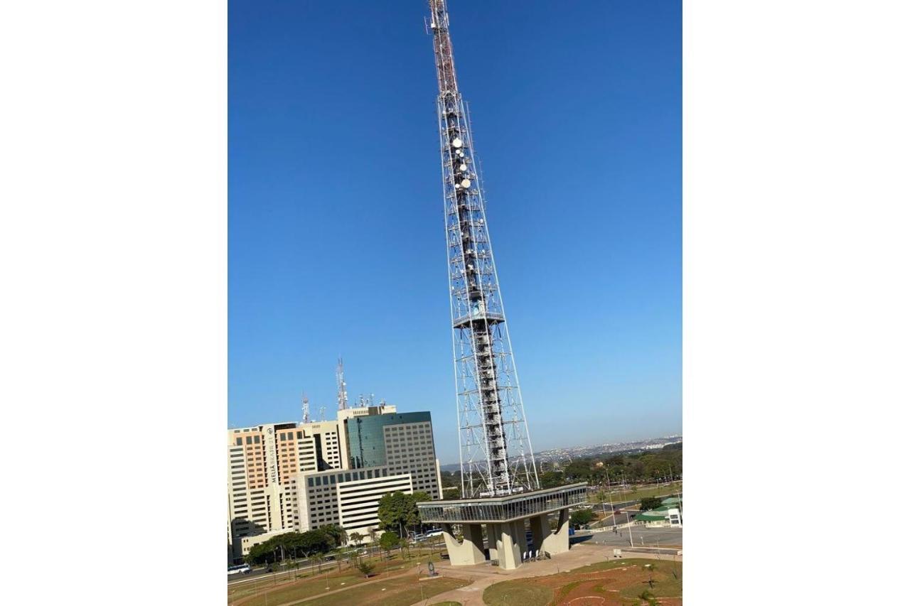 Flat Encantador No 7º Com Vista Pra Torre De Tv Brezilya Dış mekan fotoğraf